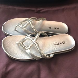 Kenneth Cole Reaction sandal Flip Flop